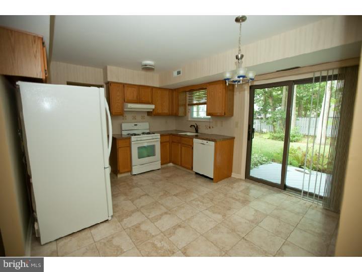 5 Aspen Road Sicklerville, NJ 08081 - Photo 6 of 17 Kitchen