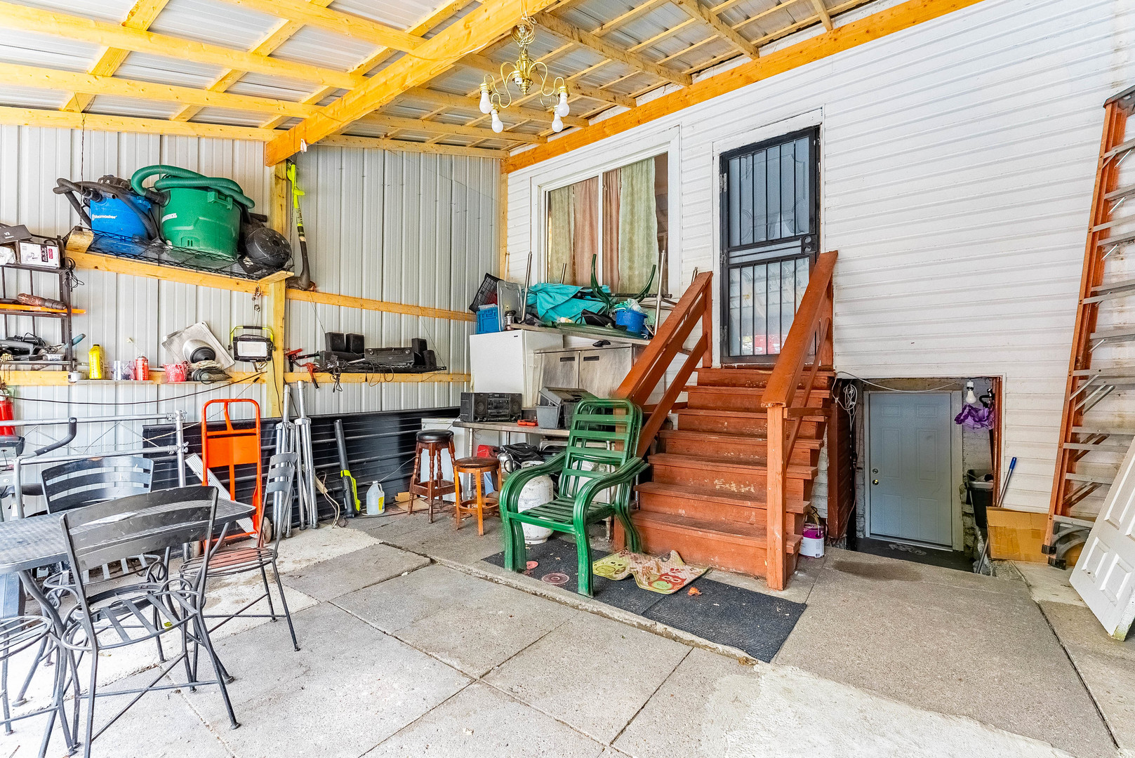 6933 South Michigan Avenue Chicago, IL 60637 - Photo 27 of 29 a view of outdoor space with seating area