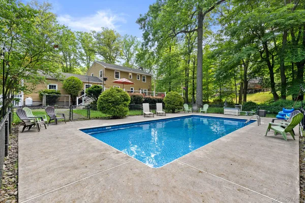 $669,000 | 95 Pine Hill Road, Highland Mills, NY 10930