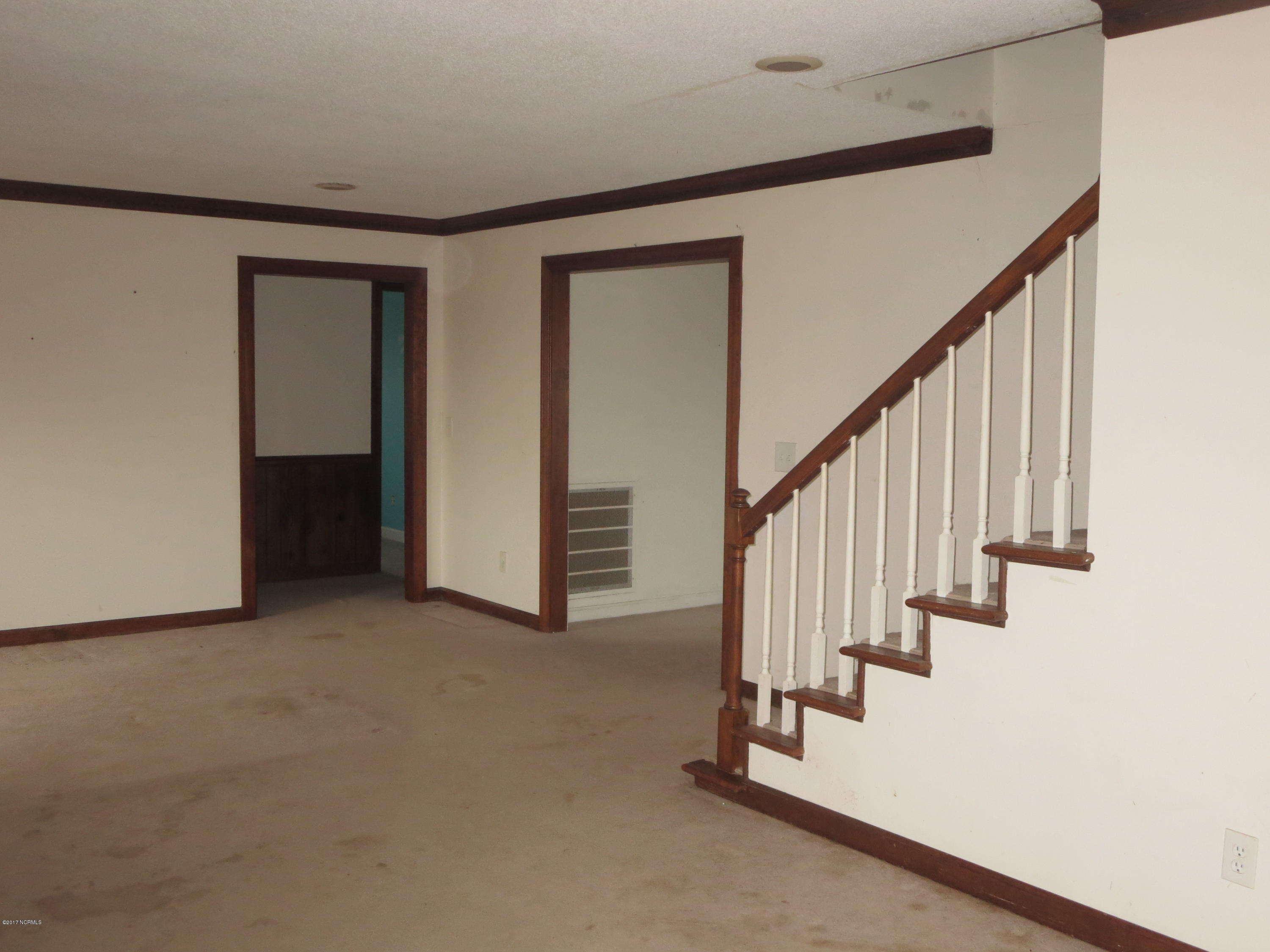 3327 Hobgood Road Hobgood, NC 27843 - Photo 13 of 33 den,staircase to 2nd floor
