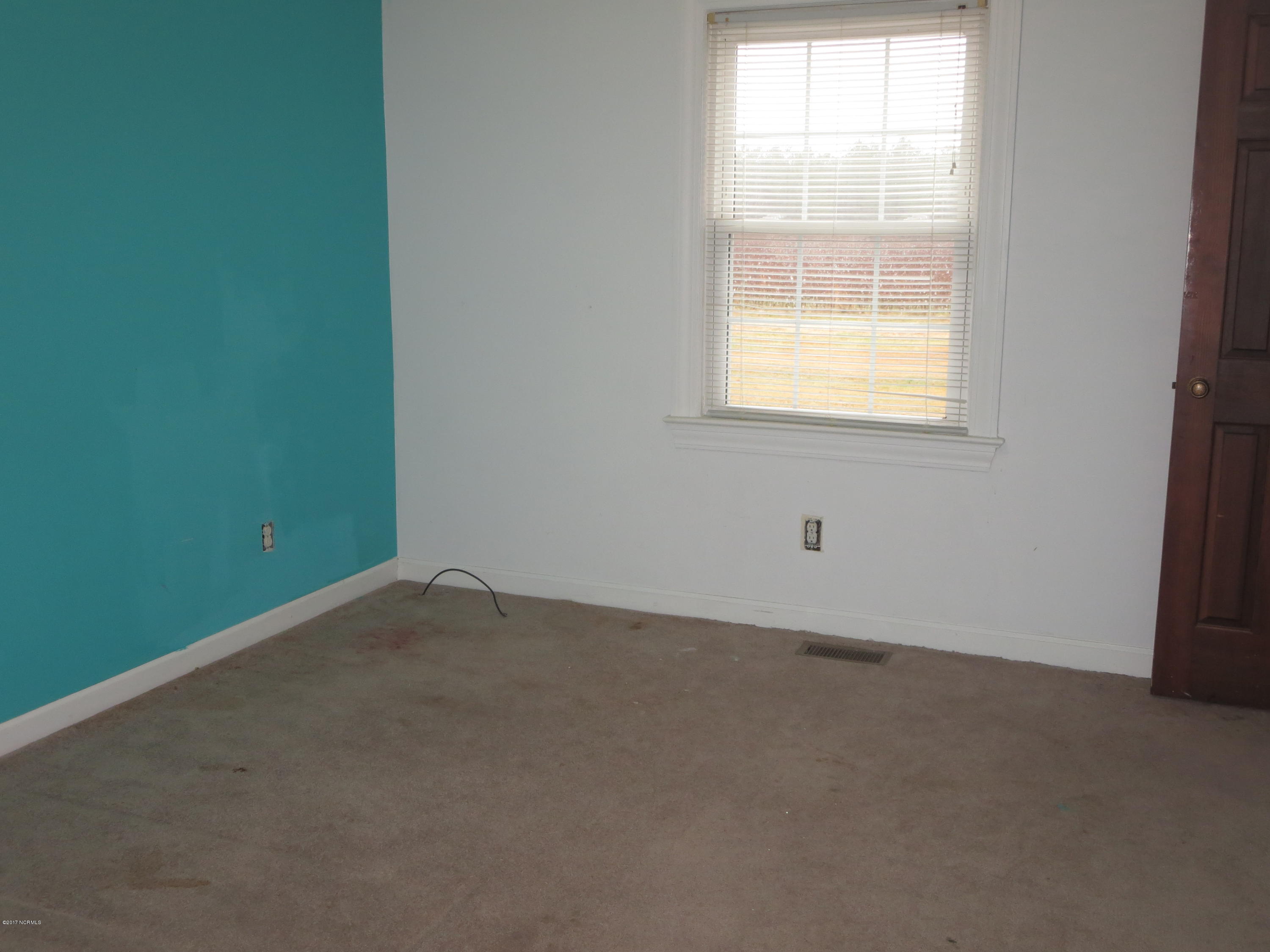 3327 Hobgood Road Hobgood, NC 27843 - Photo 17 of 33 bedroom
