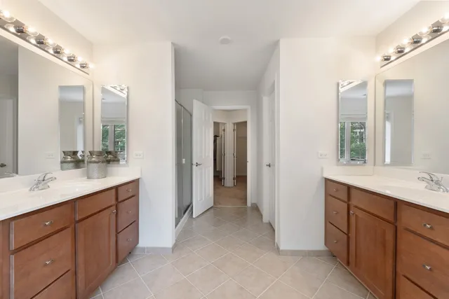 $515,000 | 146 Paxton Road, Bloomingdale, IL 60108