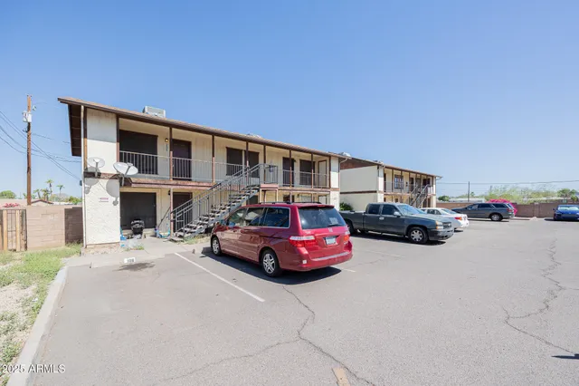 $895 | 2266 West Ella Street, Unit 206, Mesa, AZ 85201