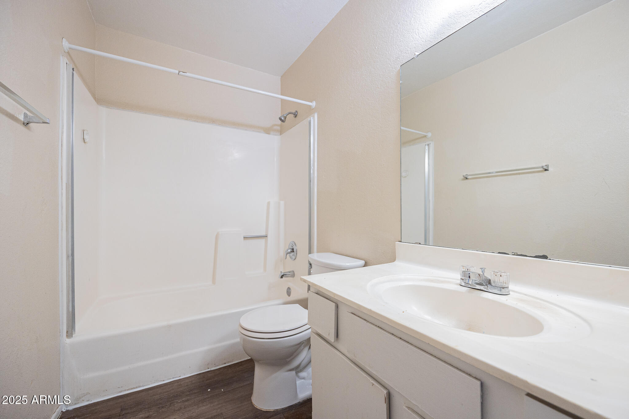 2266 West Ella Street, Unit 206 Mesa, AZ 85201 - Photo 14 of 16 B33A3156