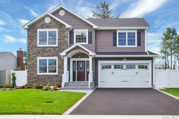 $1,448,888 | 17 Vera Avenue, Plainview, NY 11803