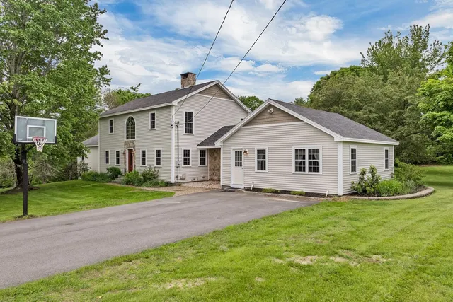$629,900 | 26 Hilltop Drive, Wakefield, NH 03872