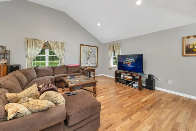 $629,900 | 26 Hilltop Drive, Wakefield, NH 03872