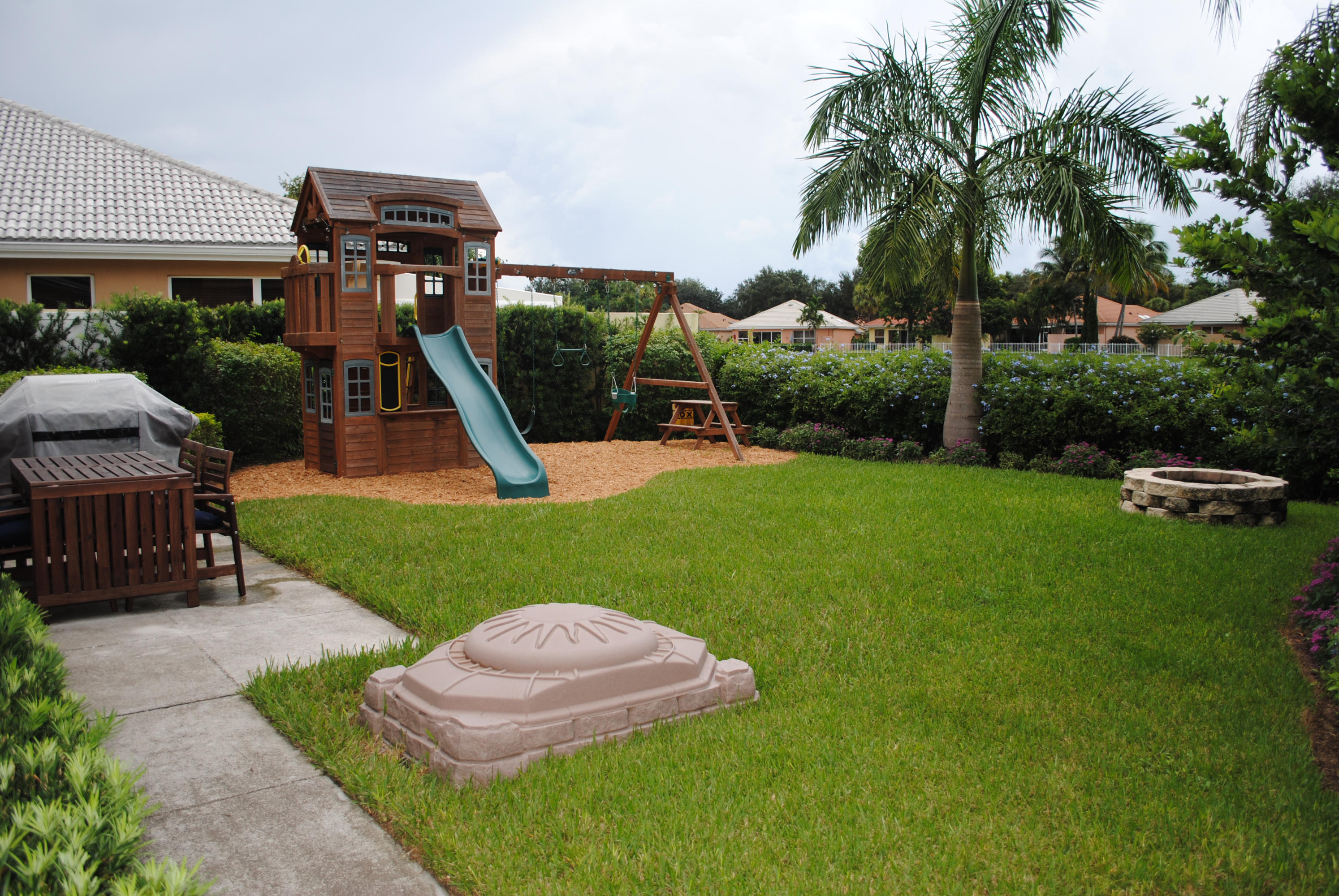 233 Hampton Place Jupiter, FL 33458 - Photo 22 of 22 02