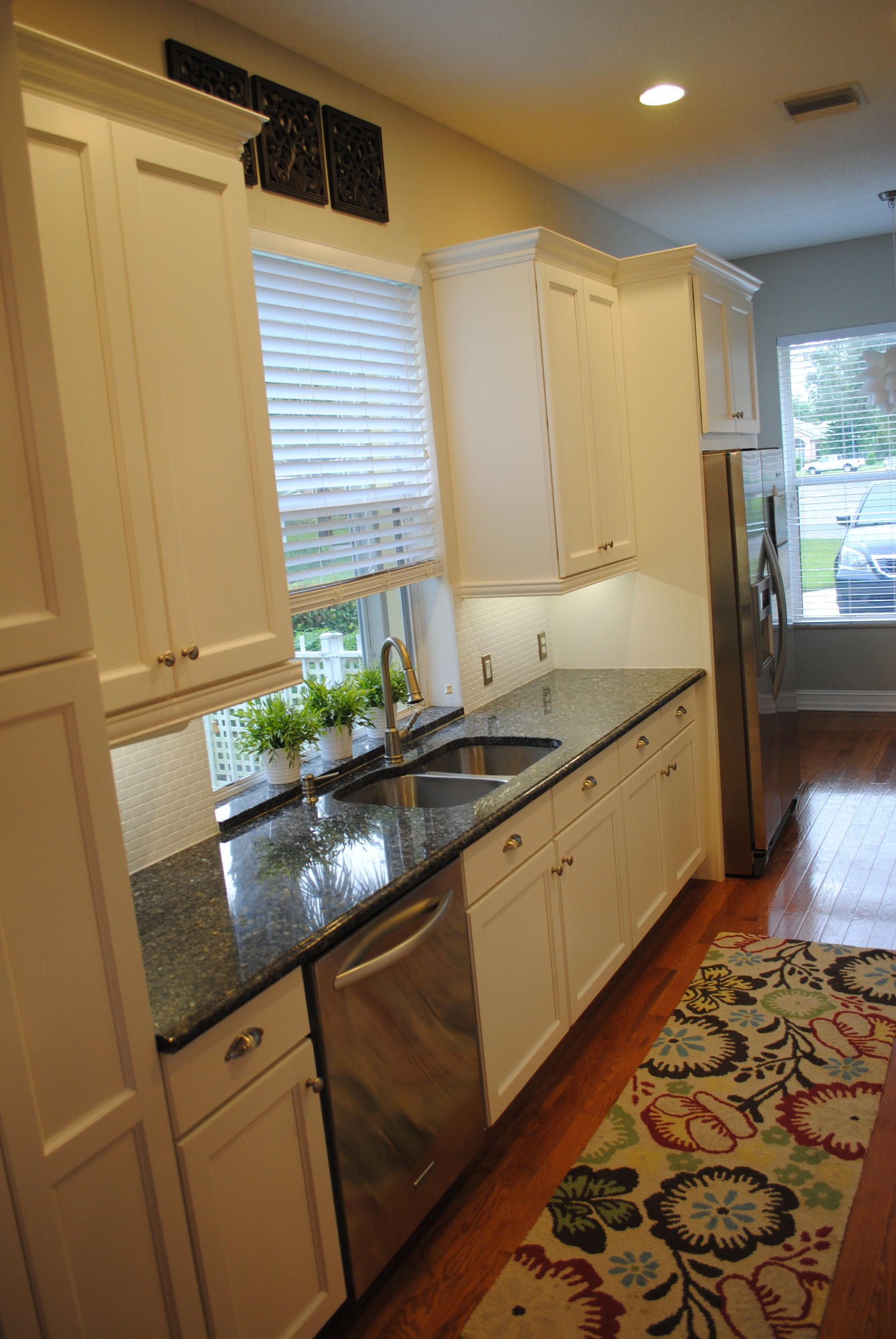 233 Hampton Place Jupiter, FL 33458 - Photo 10 of 22 11