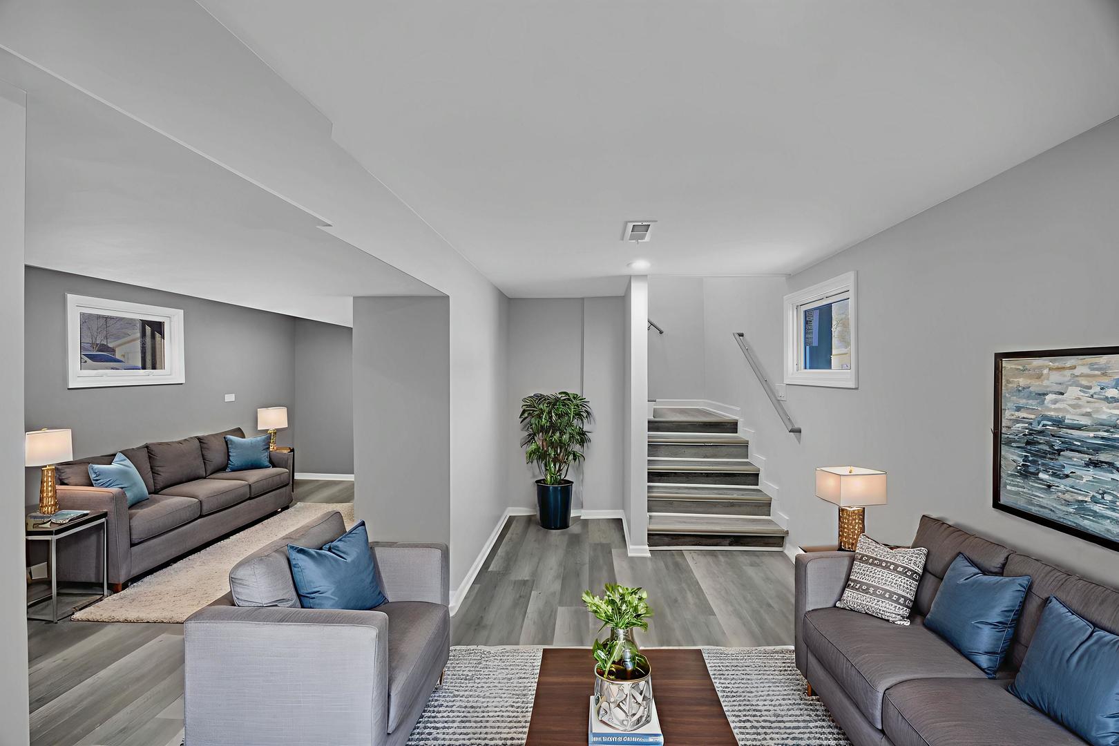 629 East 154th Street Phoenix, IL 60426 - Photo 16 of 19