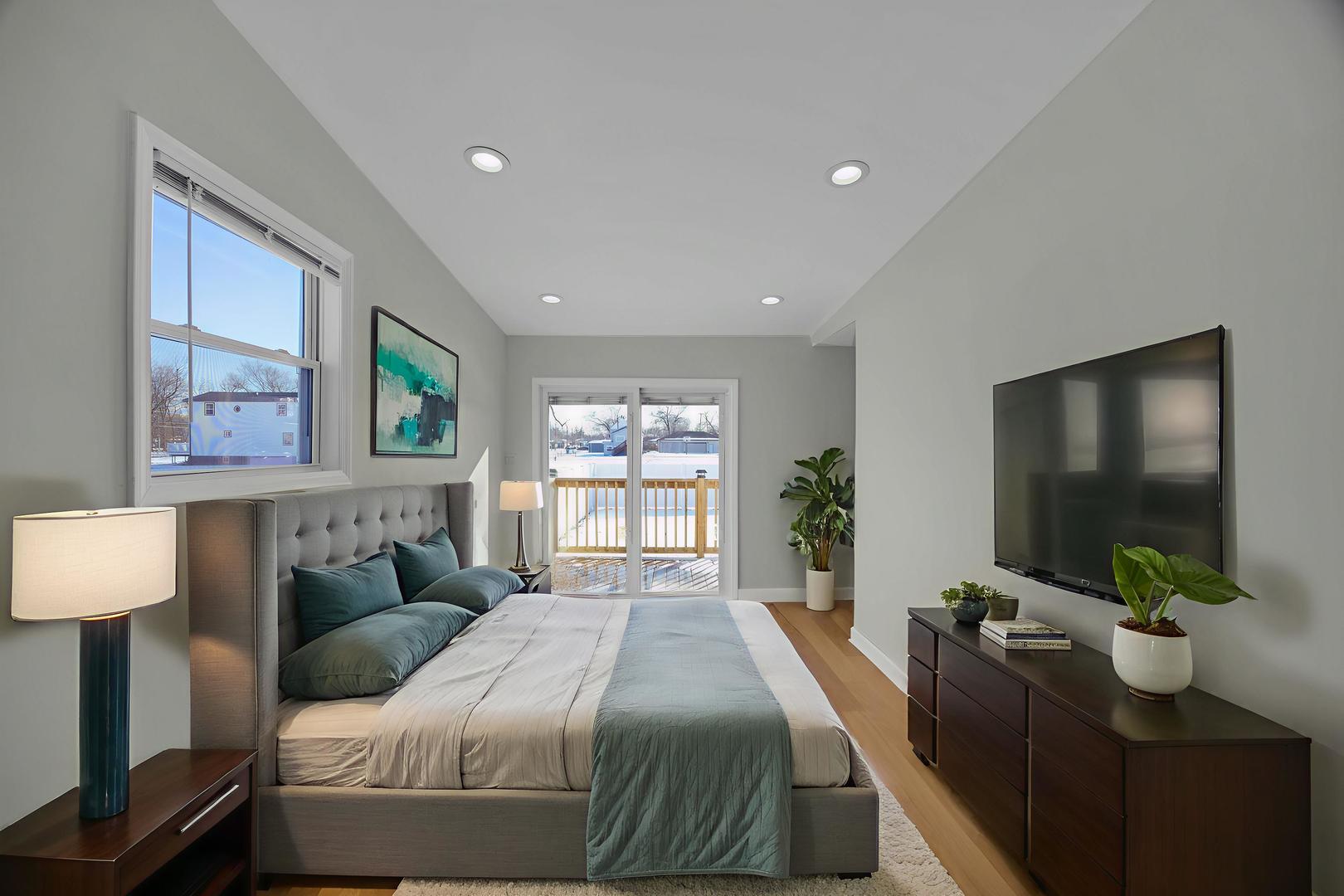 629 East 154th Street Phoenix, IL 60426 - Photo 8 of 19