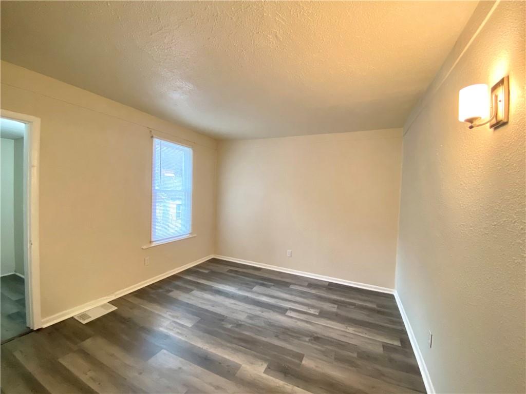 910 Smithton Avenue Pittsburgh, PA 15212 - Photo 22 of 38