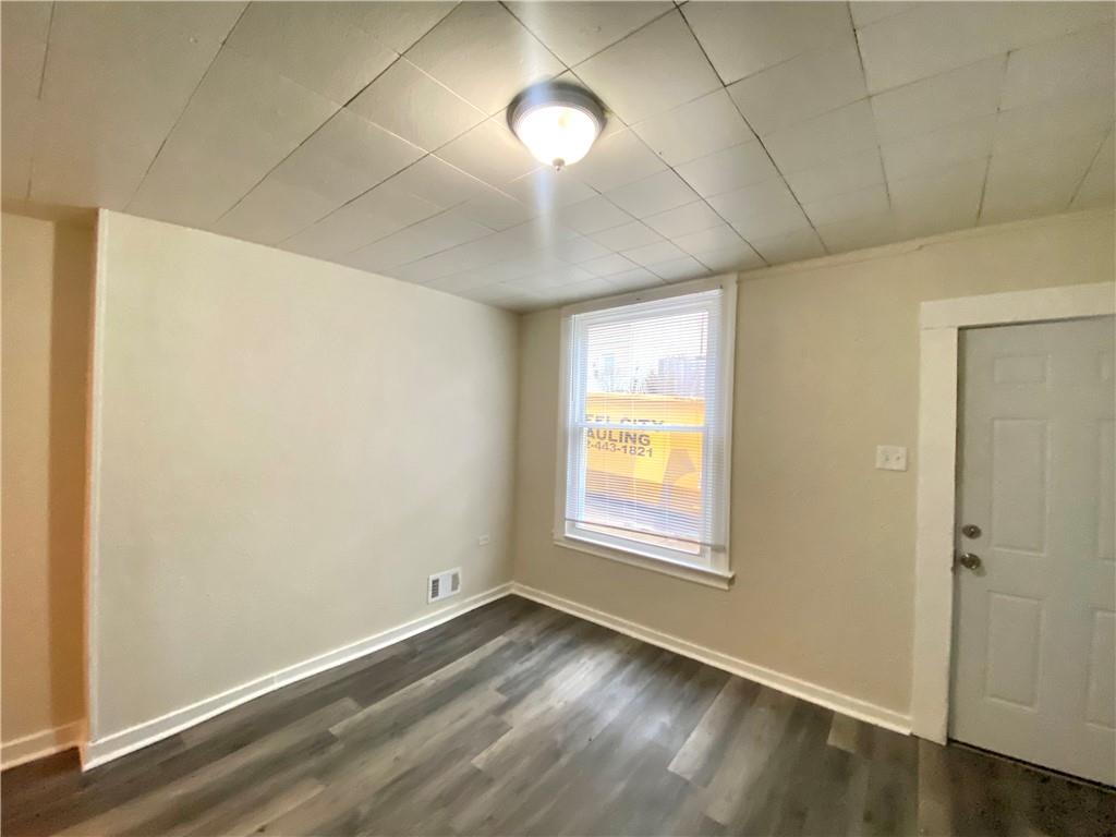 910 Smithton Avenue Pittsburgh, PA 15212 - Photo 23 of 38
