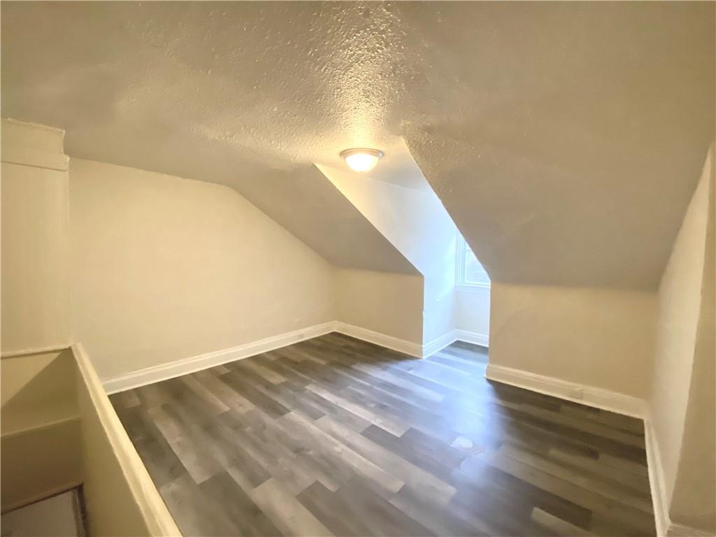 910 Smithton Avenue Pittsburgh, PA 15212 - Photo 29 of 38