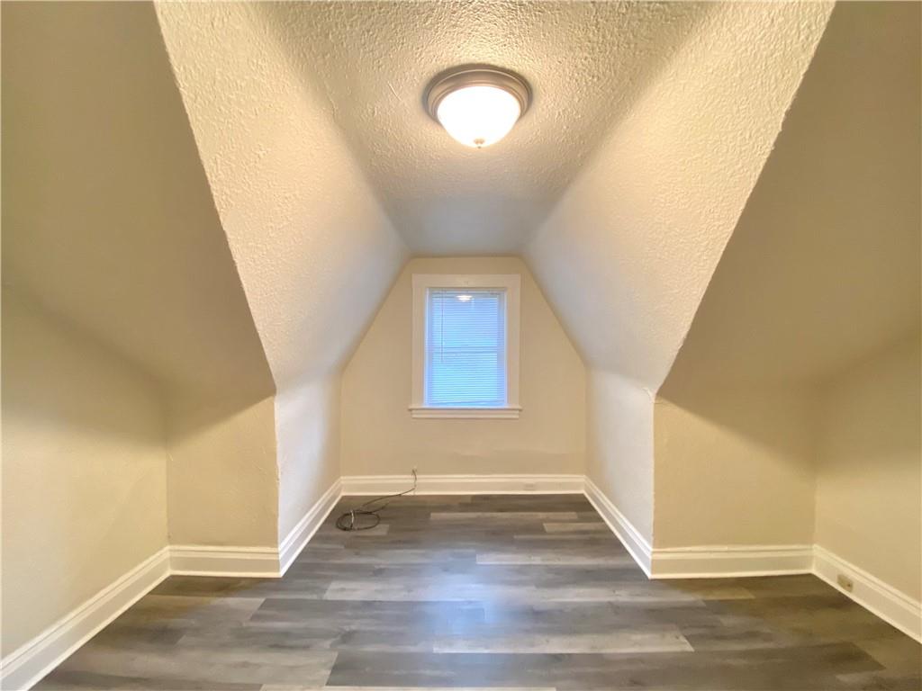 910 Smithton Avenue Pittsburgh, PA 15212 - Photo 31 of 38