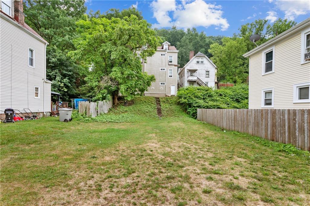 910 Smithton Avenue Pittsburgh, PA 15212 - Photo 36 of 38