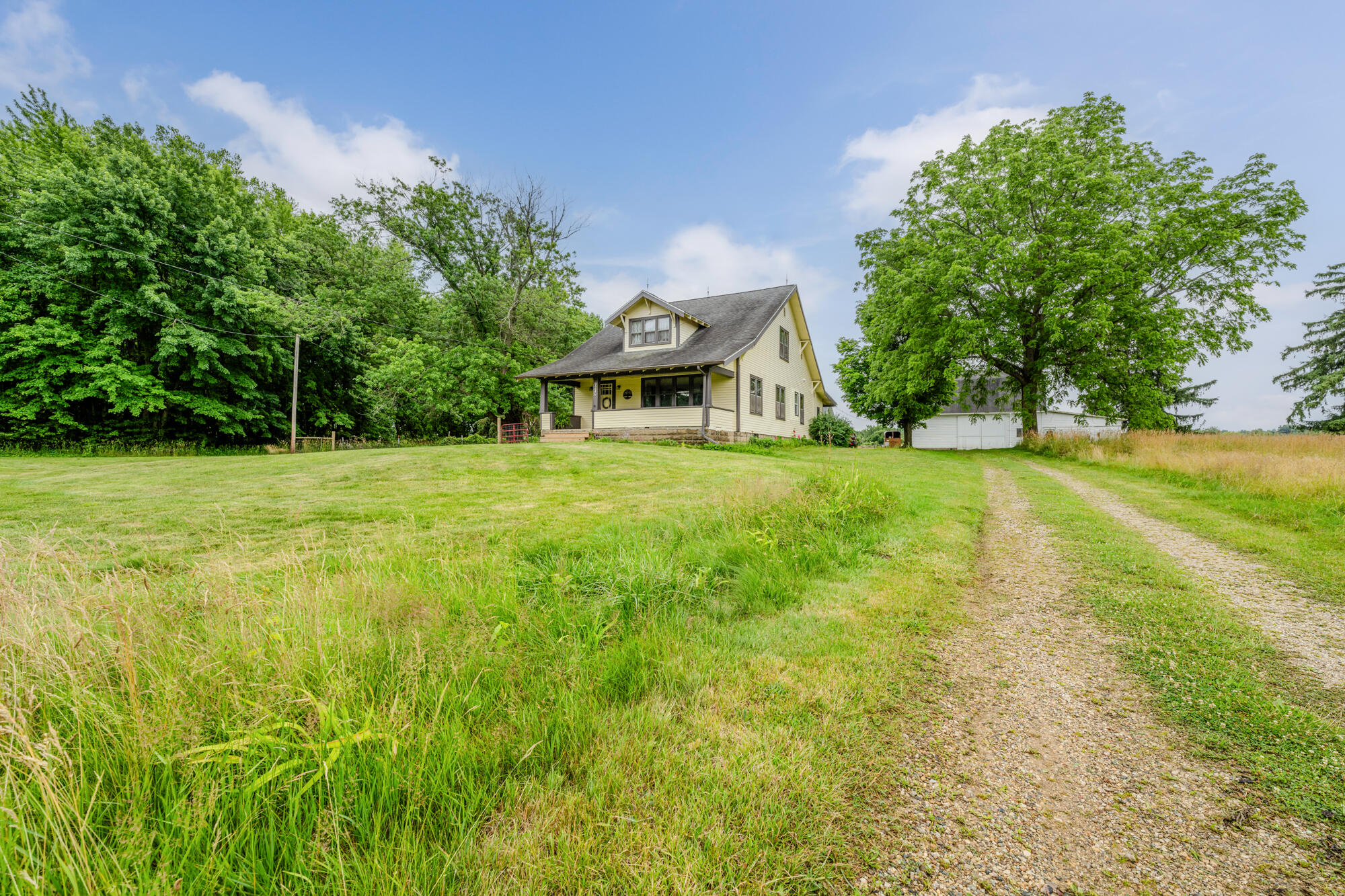 9230 Danneffel Road Watervliet, MI 49098 - Photo 1 of 49 Danneffel-101