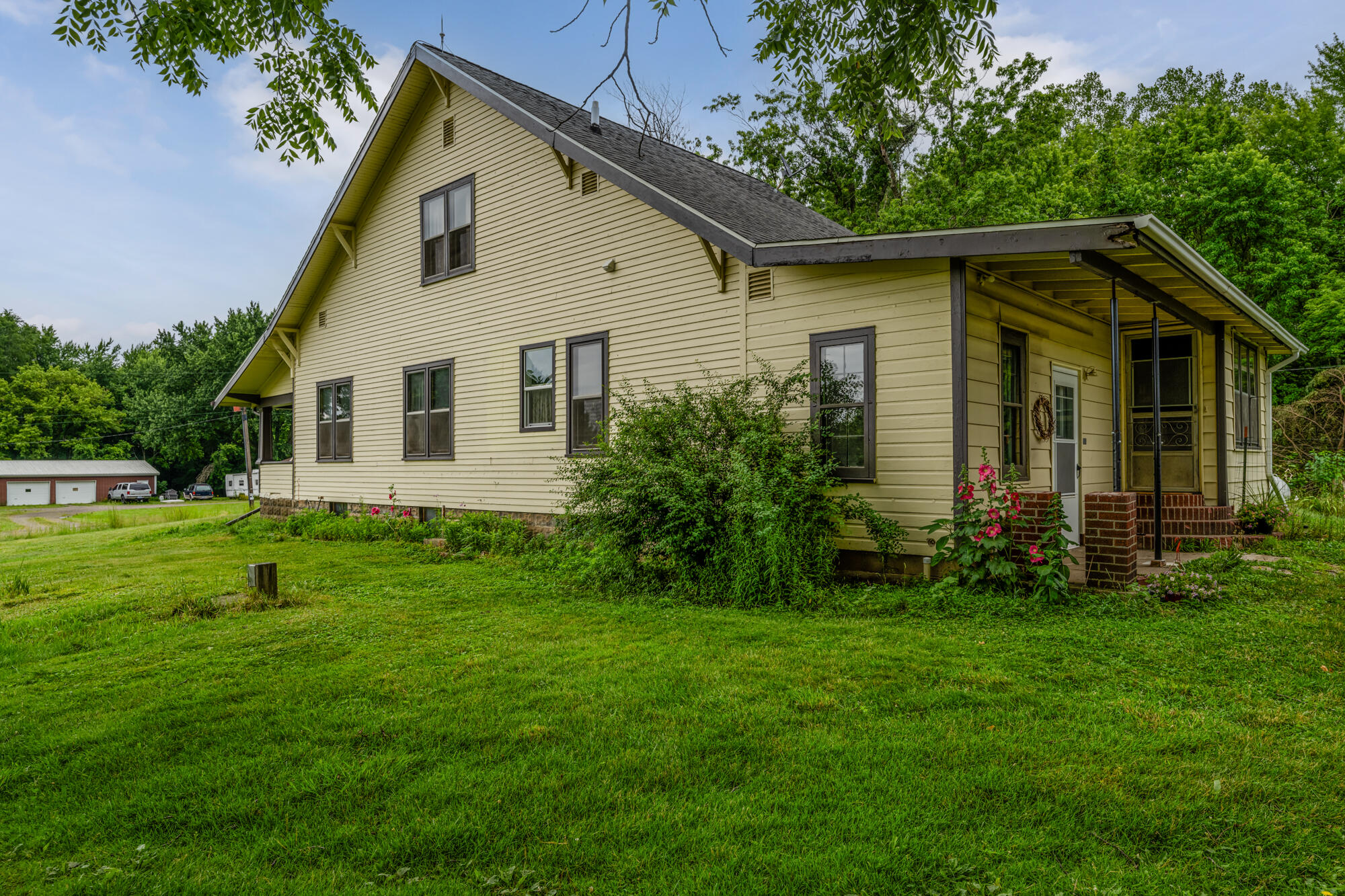 9230 Danneffel Road Watervliet, MI 49098 - Photo 2 of 49 Danneffel-103