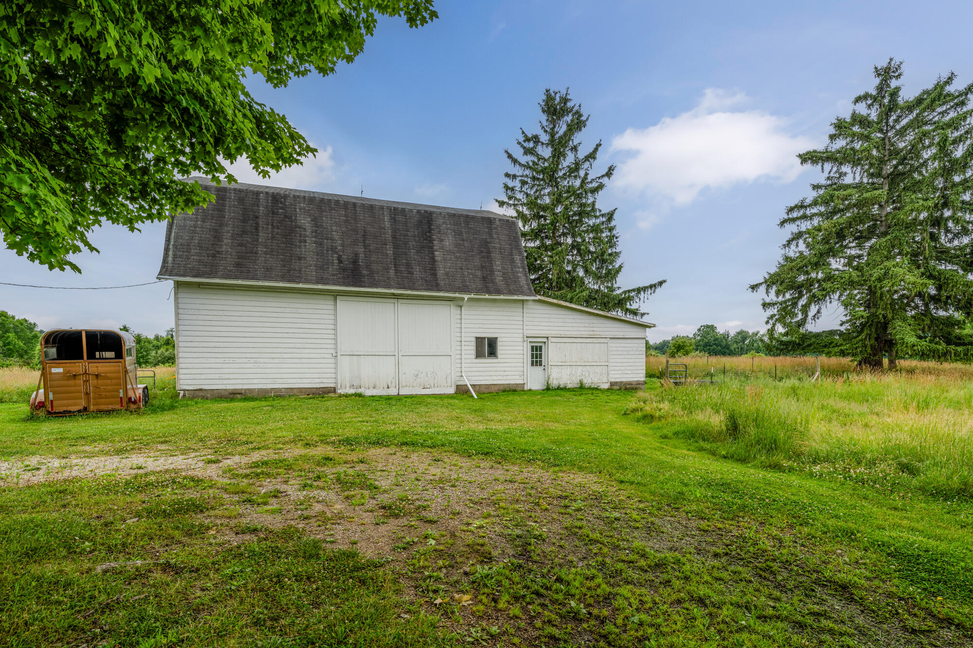 9230 Danneffel Road Watervliet, MI 49098 - Photo 4 of 49 Danneffel-105