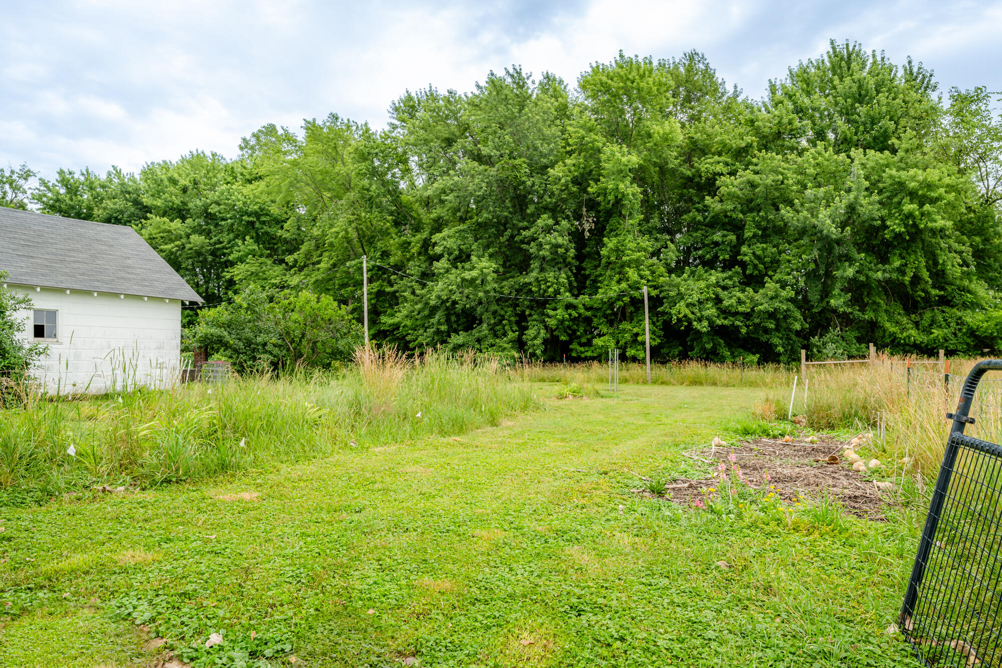 9230 Danneffel Road Watervliet, MI 49098 - Photo 10 of 49 Danneffel-111