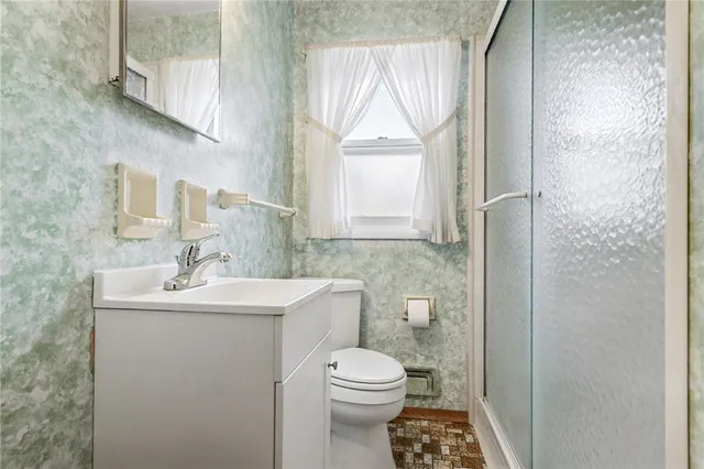 $185,000 | 211 Westmar Drive, Gates, NY 14624