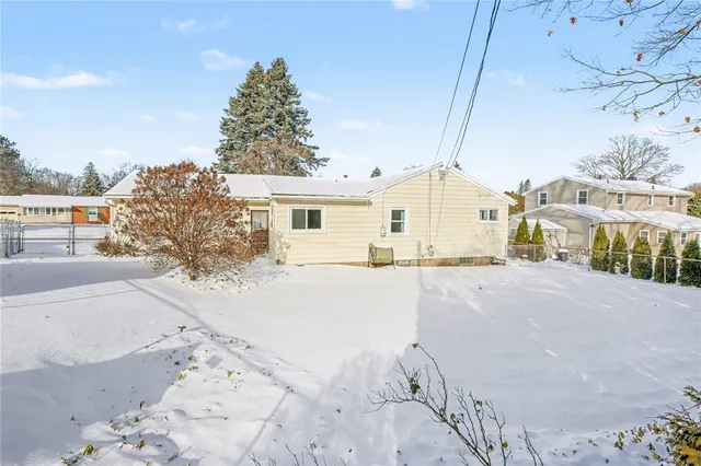 $185,000 | 211 Westmar Drive, Gates, NY 14624