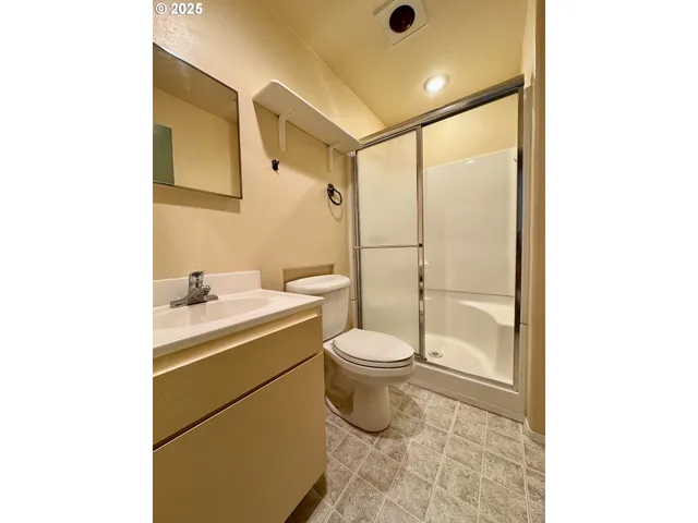 $625,000 | 736 Ferguson Lane, Days Creek, OR 97429