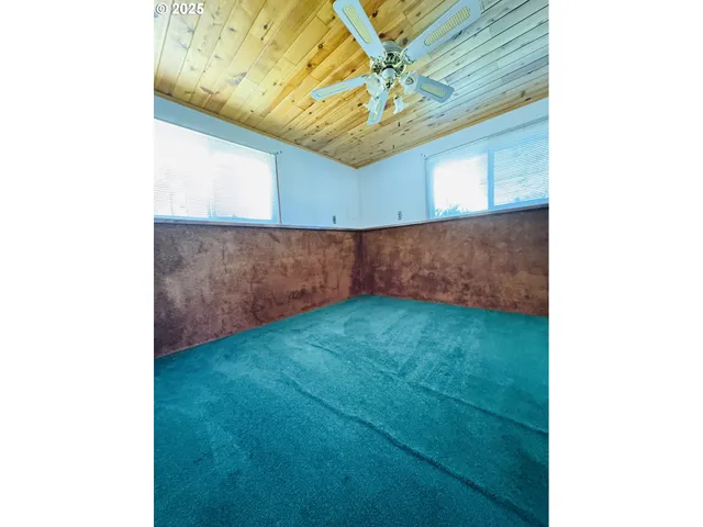 $625,000 | 736 Ferguson Lane, Days Creek, OR 97429