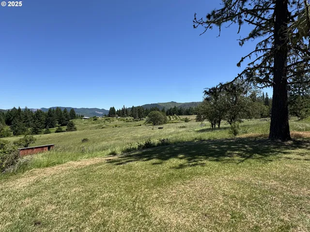 $625,000 | 736 Ferguson Lane, Days Creek, OR 97429