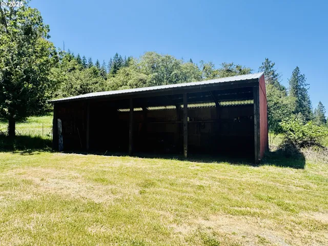 $625,000 | 736 Ferguson Lane, Days Creek, OR 97429