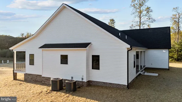 $818,500 | 57 Lighthouse Drive, Bumpass, VA 23024