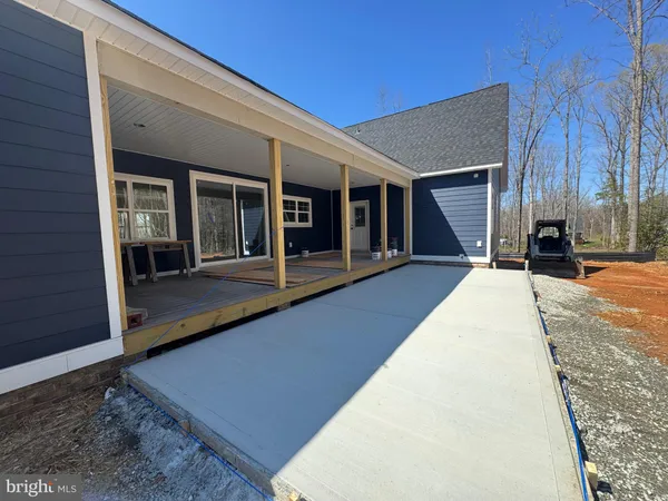$818,500 | 57 Lighthouse Drive, Bumpass, VA 23024