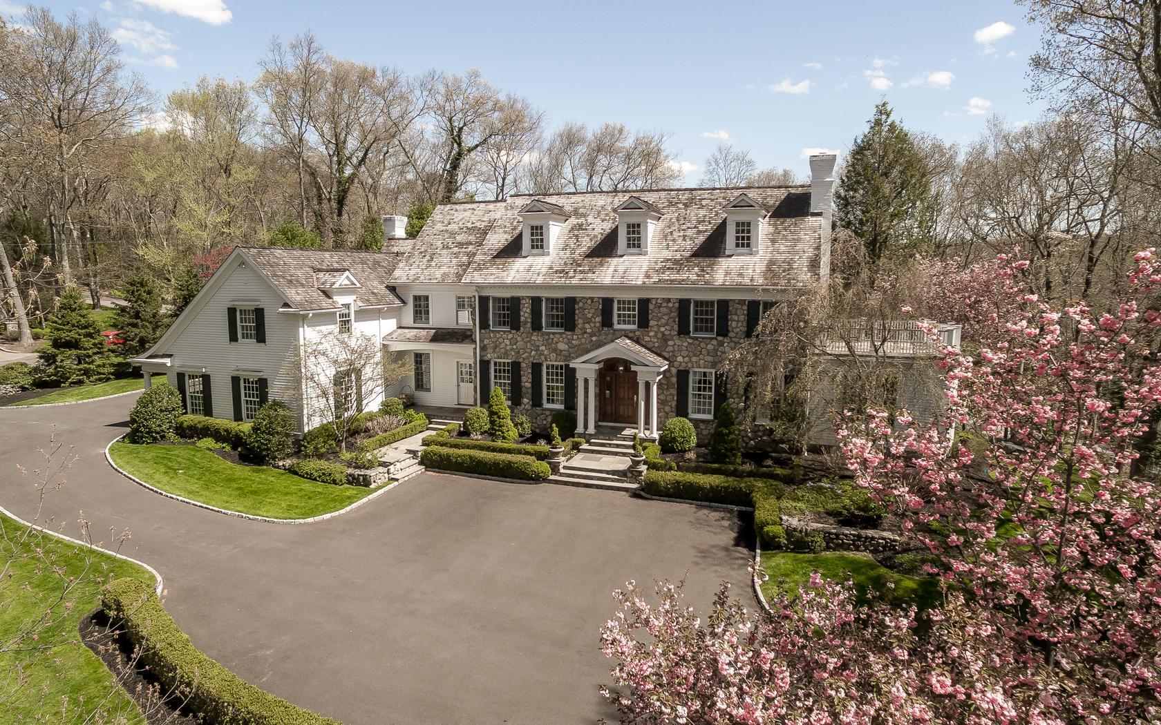 1601 Ponus Ridge Road New Canaan, CT 06840 - Photo 3 of 88 3