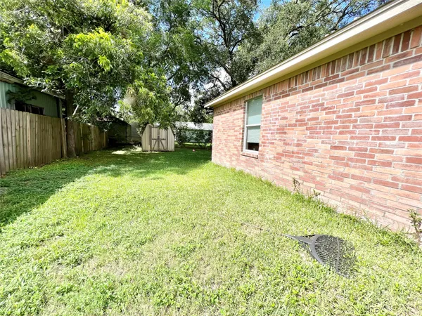 $1,750 | 12117 11th Street, Santa Fe, TX 77510