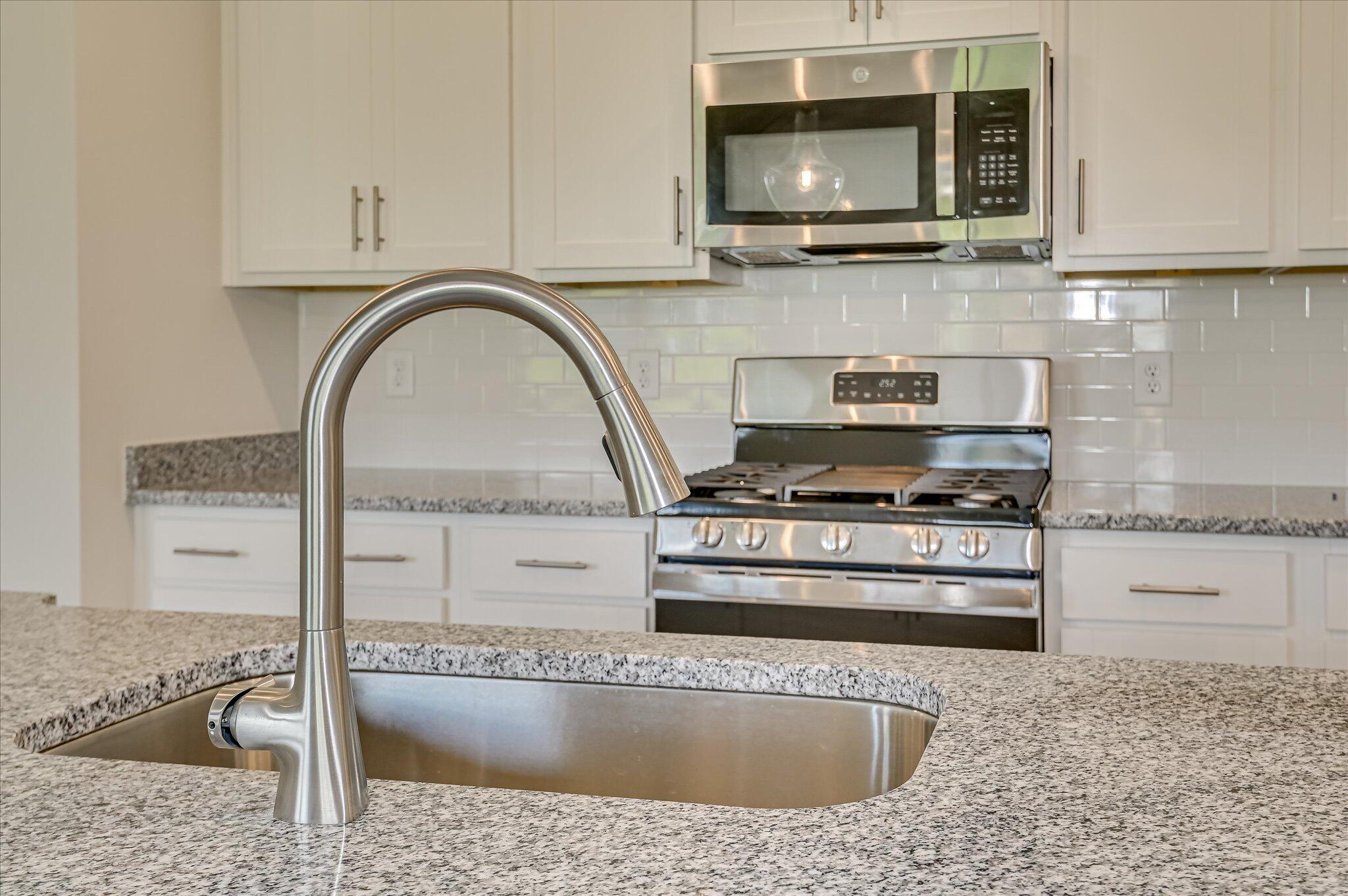 909 Kay Place Grovetown, GA 30813 - Photo 19 of 64 Kitchen