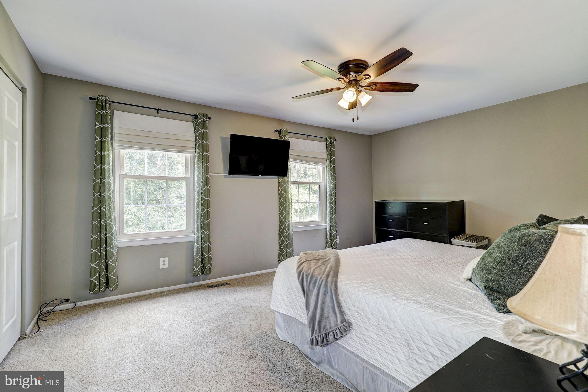2531 Ebony Road Parkville, MD 21234 - Photo 17 of 51 Primary Bedroom Suite