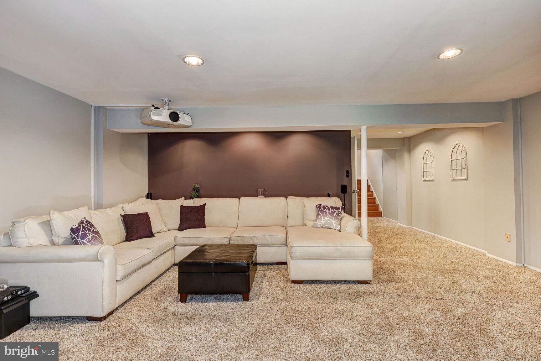 2531 Ebony Road Parkville, MD 21234 - Photo 5 of 51 Recreation Room