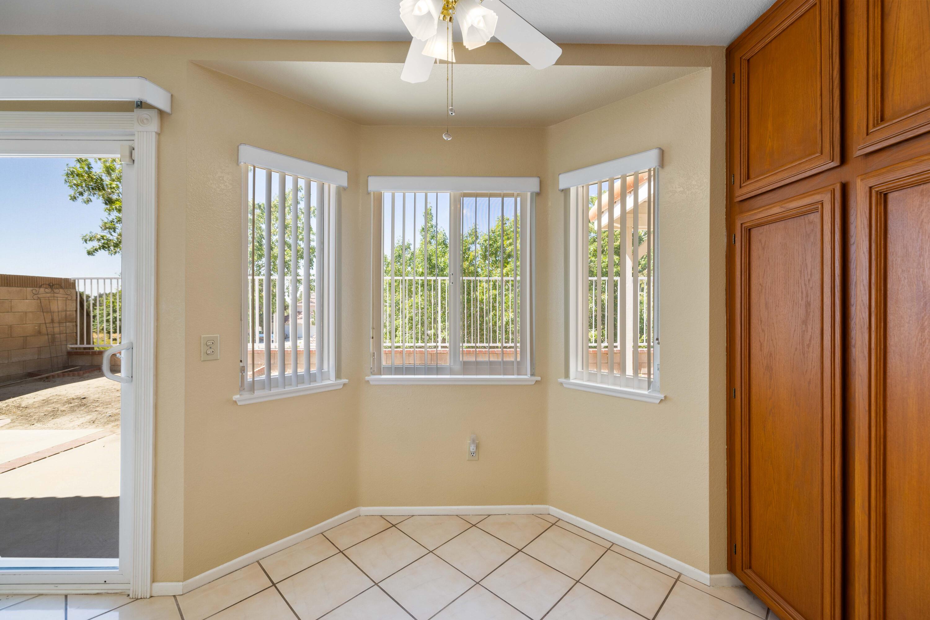 3031 Coyote Road Palmdale, CA 93550 - Photo 15 of 35 3031 Coyote Rd-14