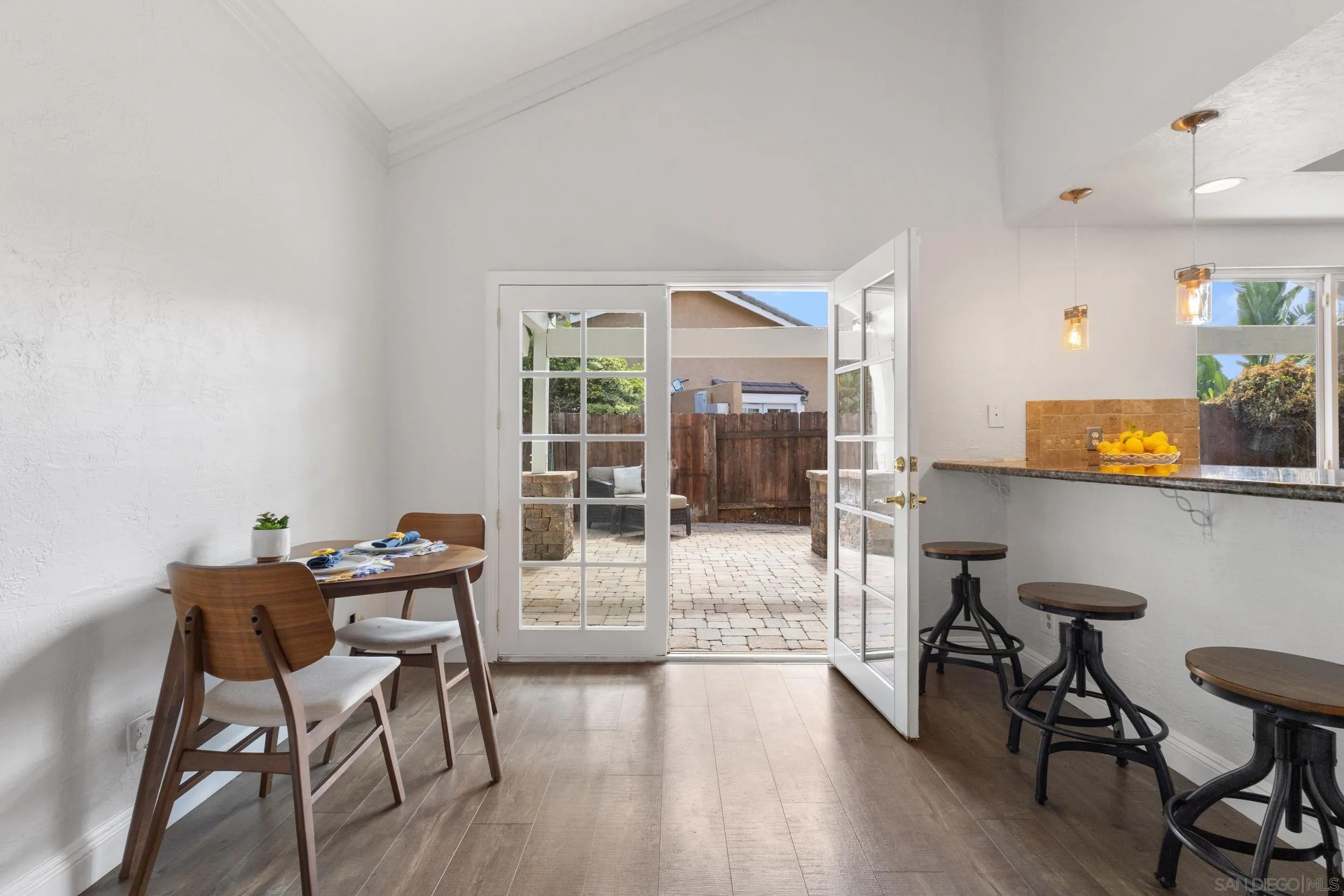 761 Rocking Horse Road Vista, CA 92081 - Photo 17 of 53 Gallery Image 17
