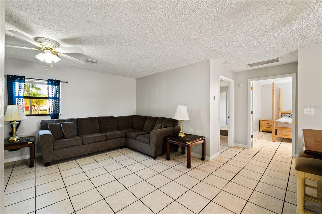 15509 Casey Rd Extension, Unit A Tampa, FL 33624 - Photo 2 of 11