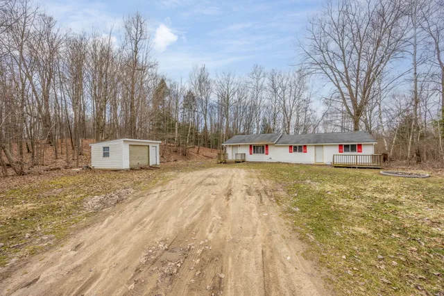 $140,000 | 23087 Huron, Evart, MI 49631