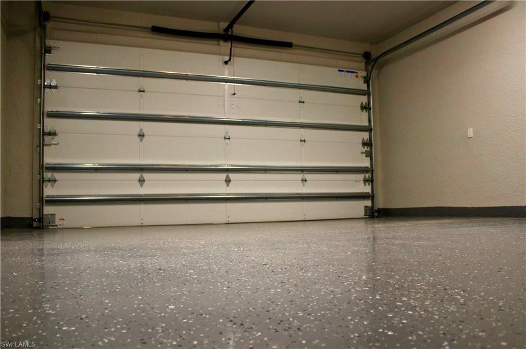 799 104th Avenue North Naples, FL 34108 - Photo 22 of 22 a view of an empty room with a bench