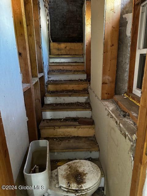 535 Schenectady Street Schenectady, NY 12307 - Photo 5 of 12 IMG_0659