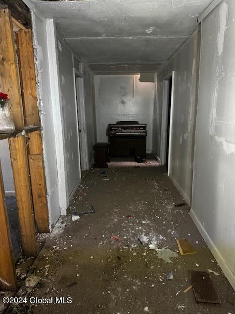 535 Schenectady Street Schenectady, NY 12307 - Photo 8 of 12 IMG_0656