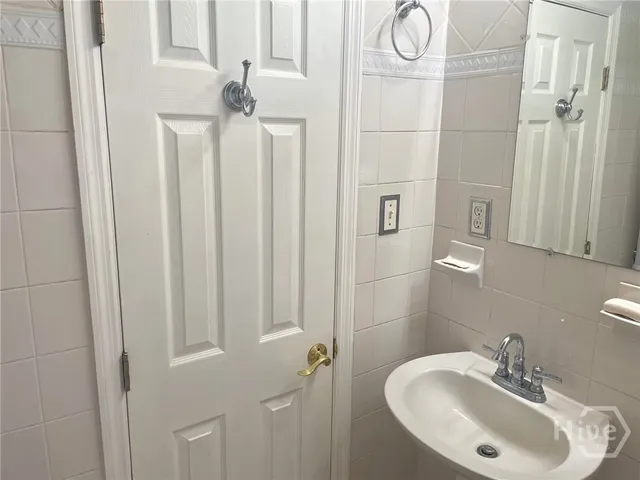 $375,000 | 2006 Cokesbury Drive, Savannah, GA 31406