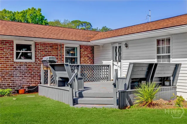 $375,000 | 2006 Cokesbury Drive, Savannah, GA 31406