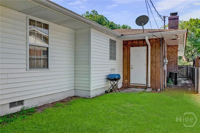 $375,000 | 2006 Cokesbury Drive, Savannah, GA 31406