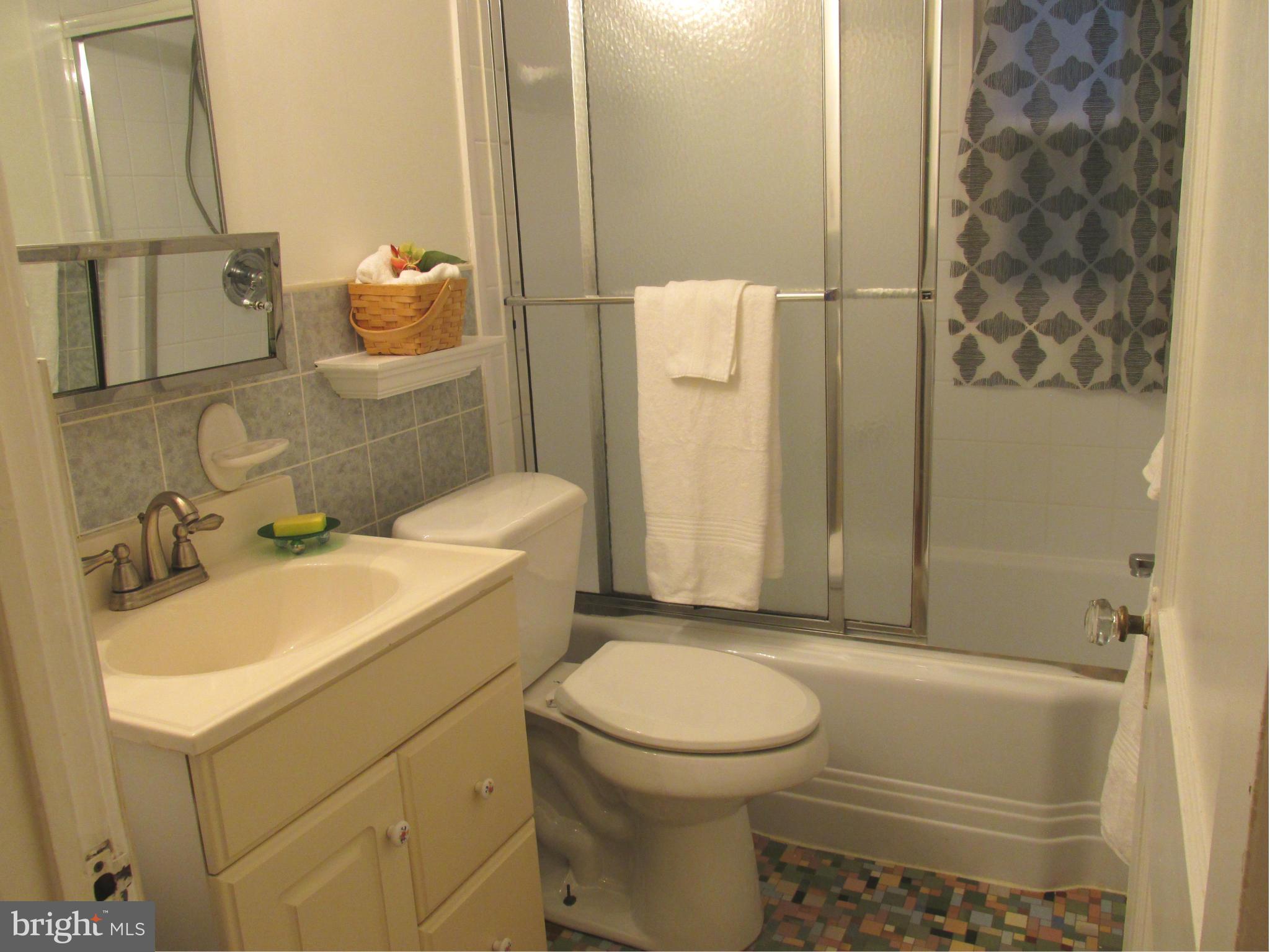 1605 Naturo Road Baltimore, MD 21286 - Photo 11 of 18 Updates are fresh bright!