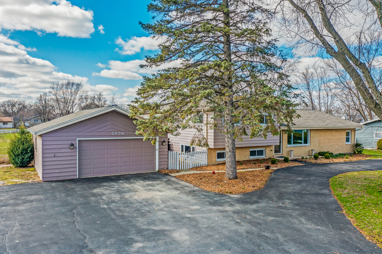 2S216 Riverside Avenue Warrenville, IL 60555 - Photo 1 of 55