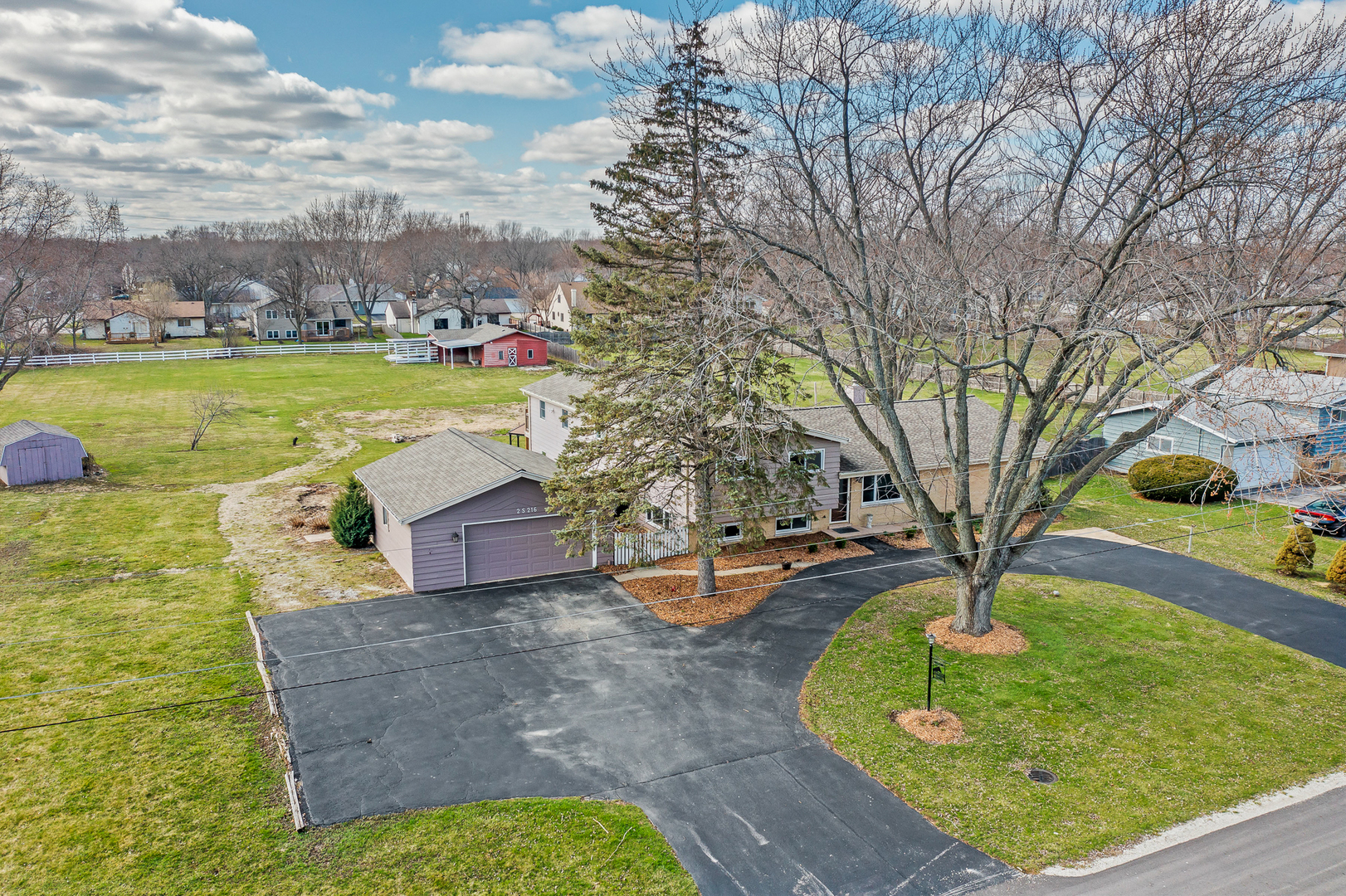 2S216 Riverside Avenue Warrenville, IL 60555 - Photo 4 of 55